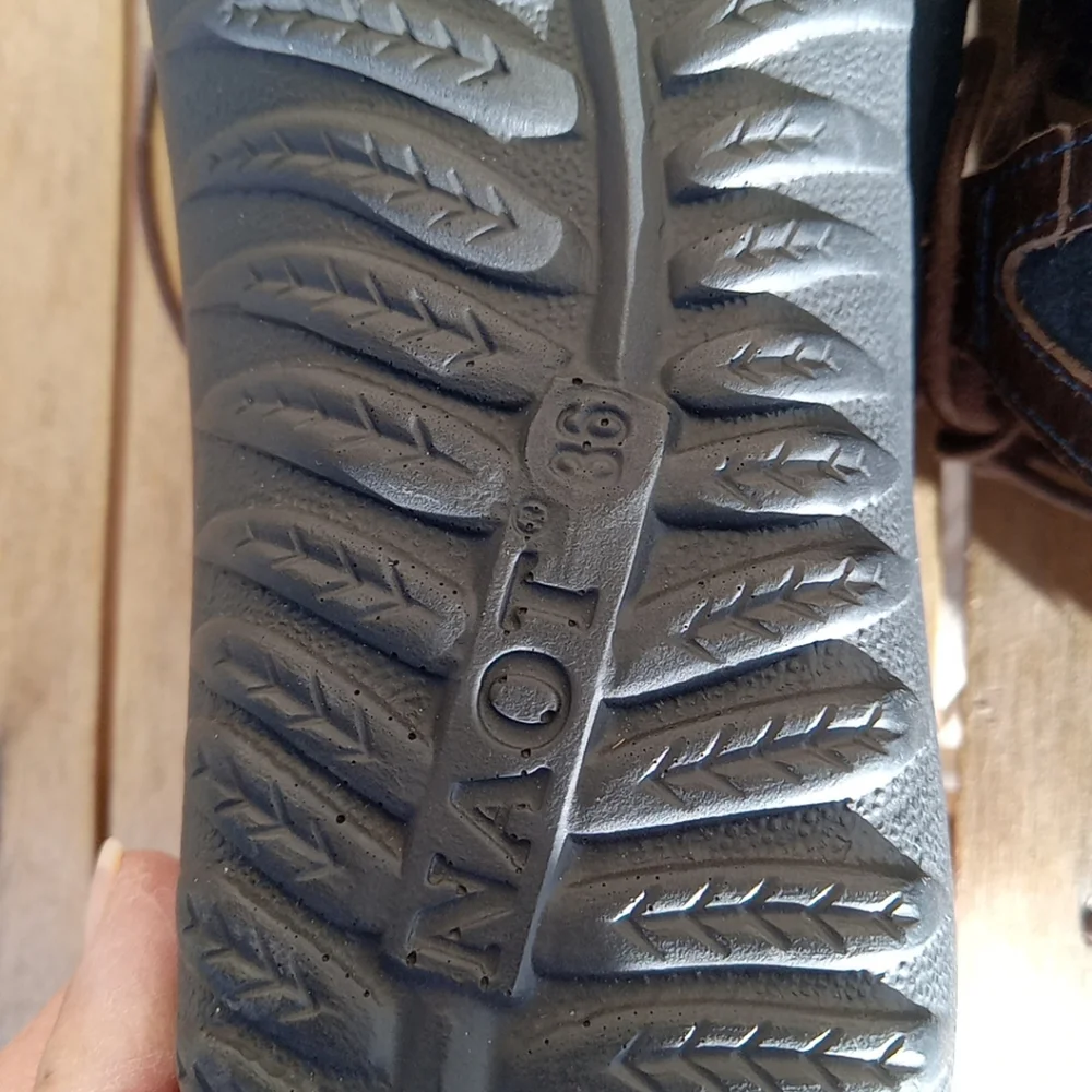 NAOT BLUE SUEDE LEATHER LACE UP MARY JANE SHOES SANDALS SIZE 36 U.S.A 5 - Picture 15 of 16